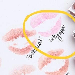 Clinique Makeup - New Clinique Pop Splash Lipgloss - Juicy Apple Clinique Makeup - New Clinique Pop Splash Lipgloss - Juicy Apple